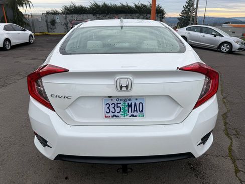 Used 2017 Honda Civic EX image 4