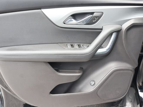 Used 2019 Chevrolet Blazer LT FWD image 14