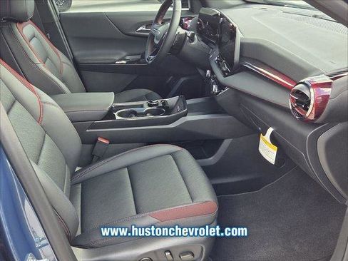 New 2026 Chevrolet Equinox RS w/ Convenience Package III FWD image 15