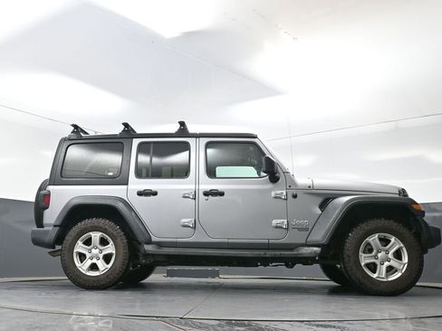 Used 2020 Jeep Wrangler Unlimited Sport S AWD/4WD image 47