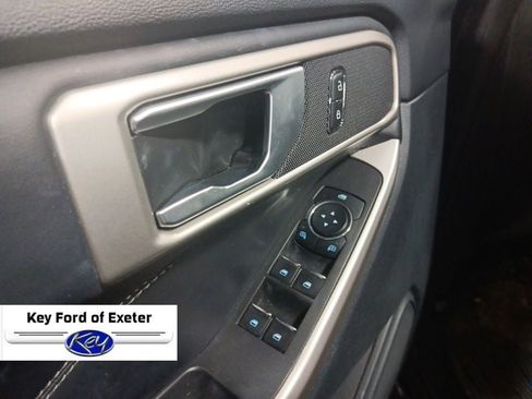 Used 2023 Ford Explorer XLT w/ Equipment Group 202A AWD/4WD image 18