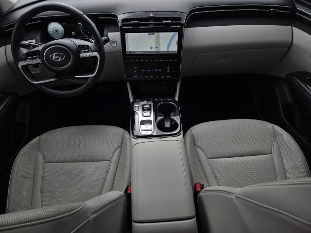 Used 2022 Hyundai Tucson Limited AWD/4WD image 18