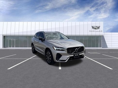 Used 2025 Volvo XC60 B5 Plus AWD/4WD image 1