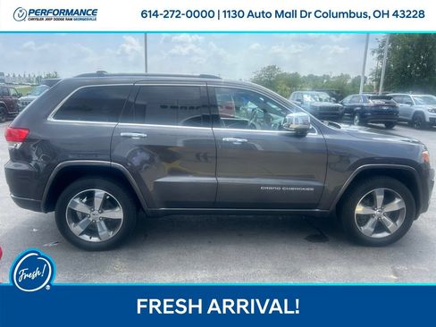 Used 2015 Jeep Grand Cherokee Overland w/ Advanced Technology Group AWD/4WD image 3