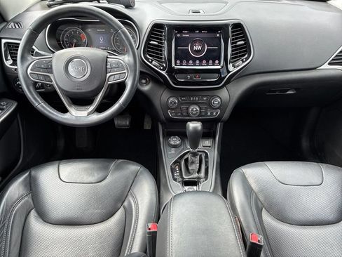 Used 2019 Jeep Cherokee Limited AWD/4WD image 11