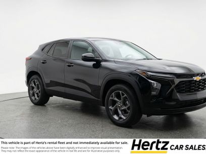 Used 2025 Chevrolet Trax LT