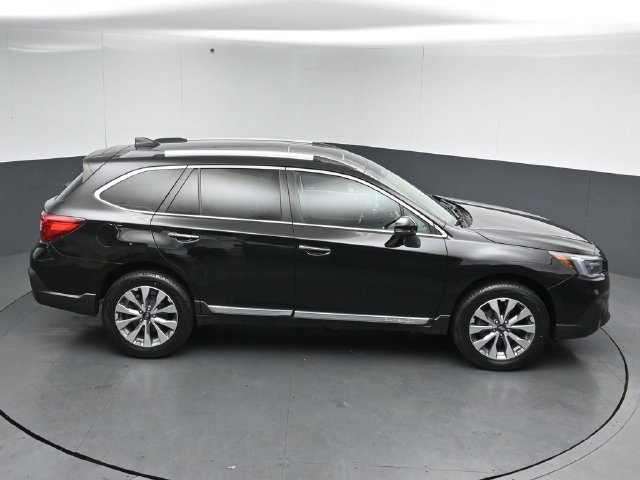Used 2019 Subaru Outback 2.5i Touring w/ Popular Package #3A AWD/4WD image 53