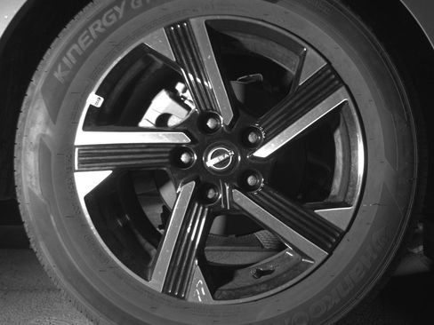 Used 2025 Nissan Sentra SV image 15