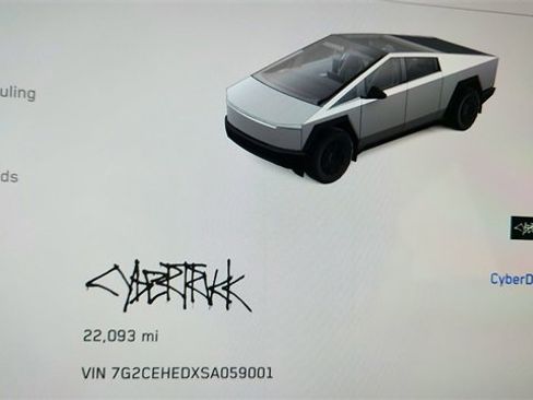 Used 2025 Tesla Cybertruck AWD Crew Cab image 35