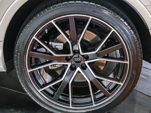 Certified 2023 Audi Q7 3.0T Prestige AWD/4WD image 11
