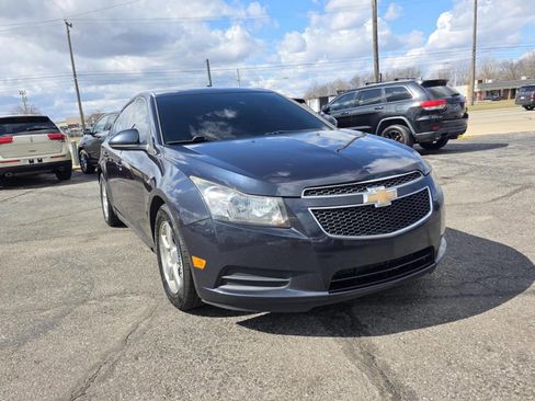 Used 2014 Chevrolet Cruze LT image 6