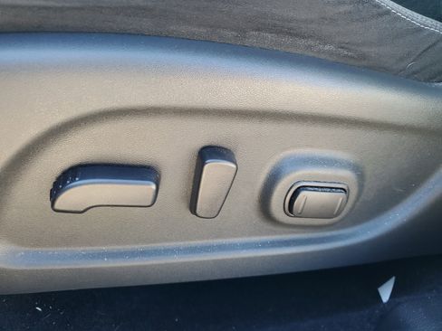 Used 2019 Nissan Murano SV image 14