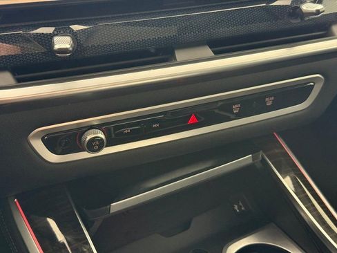 Used 2024 BMW X5 xDrive40i w/ Premium Essential Package image 21