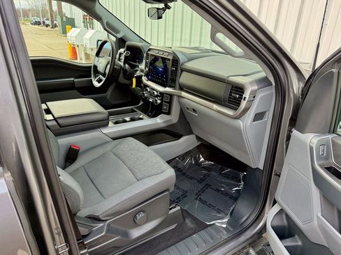 Certified 2024 Ford F150 XLT w/ Mobile Office Package AWD/4WD image 19