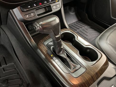 Certified 2020 GMC Canyon Denali image 33