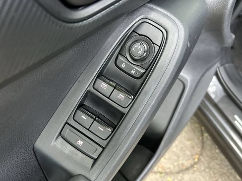 Certified 2024 Subaru Crosstrek 2.0i Premium AWD/4WD image 16