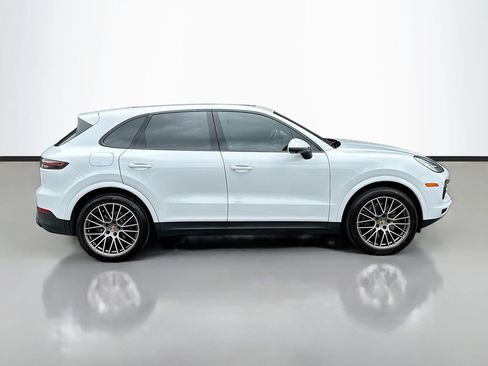 Certified 2023 Porsche Cayenne Platinum Edition AWD/4WD image 8