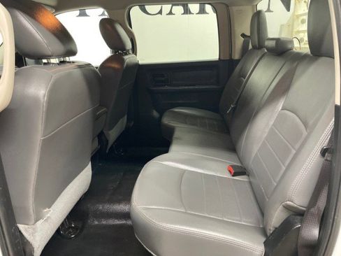 Used 2018 RAM 3500 Tradesman image 32
