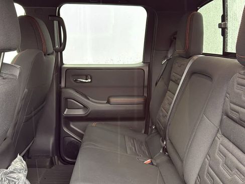 Certified 2024 Nissan Frontier PRO-4X w/ Pro Convenience Package image 19