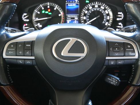 Used 2017 Lexus LX 570 570 image 40