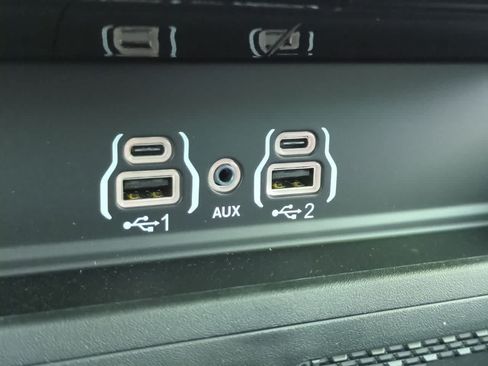 New 2026 RAM 2500 Laramie AWD/4WD image 33