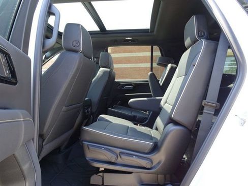 New 2026 Chevrolet Tahoe Premier w/ Sun And Tow Package AWD/4WD image 9
