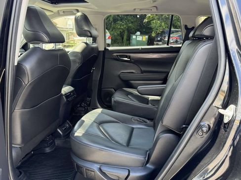 Used 2020 Toyota Highlander Limited AWD/4WD image 15