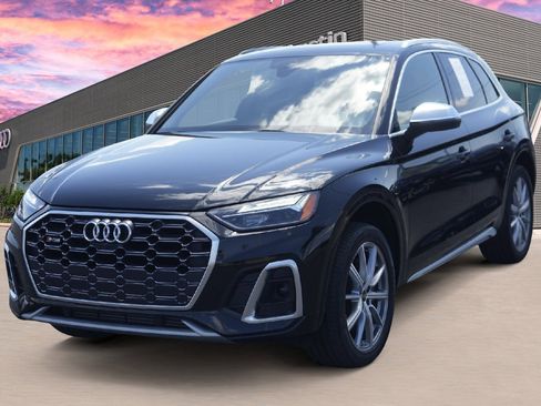Certified 2022 Audi SQ5 Premium Plus w/ Premium Plus Package image 6