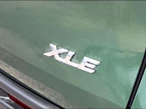 Certified 2026 Toyota Sienna XLE FWD image 30