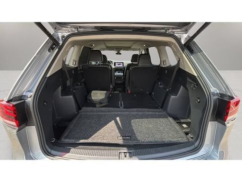 Used 2024 Volkswagen Atlas SEL Premium R-Line AWD/4WD image 31