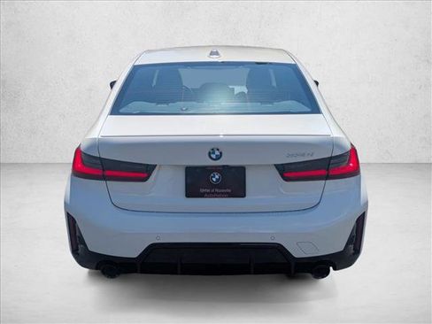 Used 2025 BMW 330i Sedan w/ M Sport Package image 7