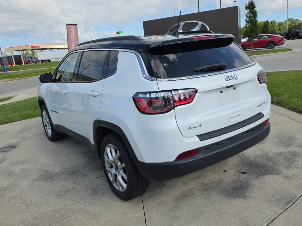 Used 2025 Jeep Compass Limited AWD/4WD image 7