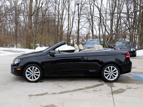 Used 2012 Volkswagen Eos Komfort FWD image 4
