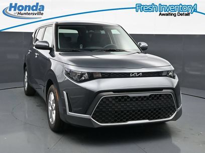 Used 2025 Kia Soul LX w/ LX Technology Package