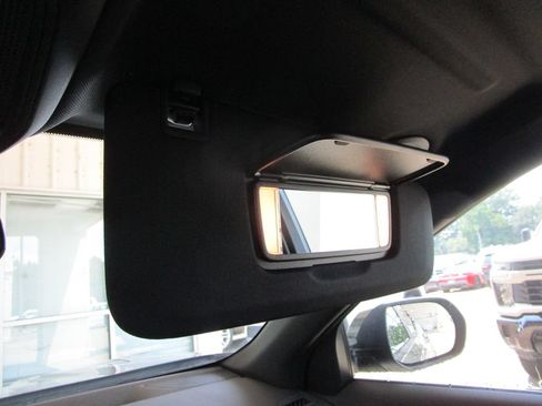 New 2027 GMC Terrain Elevation w/ Elevation Premium Package FWD image 39
