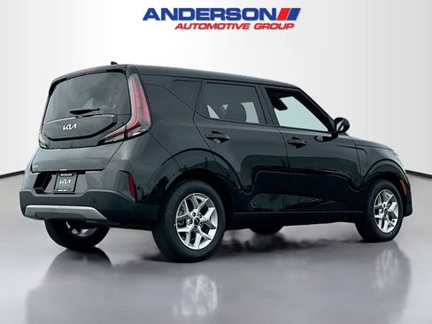 New 2025 Kia Soul S image 2