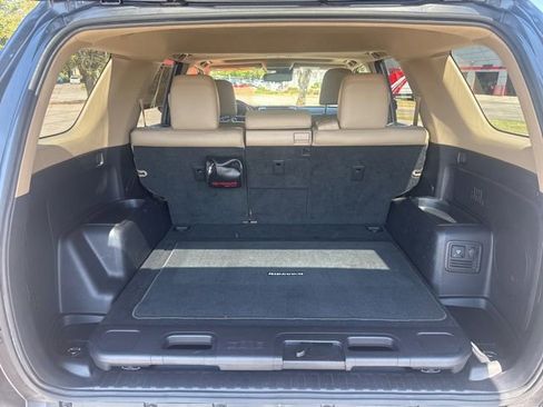 Used 2023 Toyota 4Runner Limited image 18