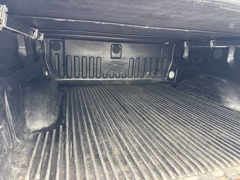 Used 2017 Chevrolet Silverado 1500 LT w/ All Star Edition AWD/4WD image 37