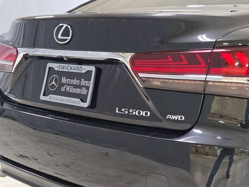 Used 2020 Lexus LS 500 AWD w/ Interior Upgrade Package image 13