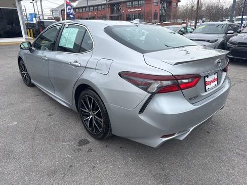 Used 2021 Toyota Camry SE image 25