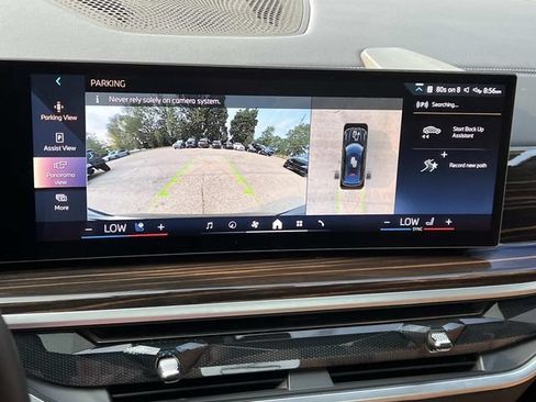 Used 2025 BMW X6 xDrive40i AWD/4WD image 32