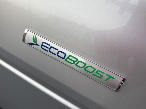 Used 2014 Ford F150 XLT w/ Trailer Tow Package image 9