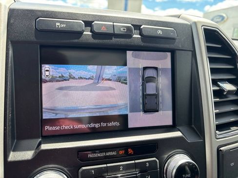 Used 2020 Ford F150 Lariat w/ Equipment Group 502A Luxury AWD/4WD image 26