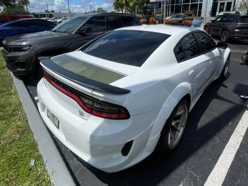 Used 2023 Dodge Charger Scat Pack RWD image 2