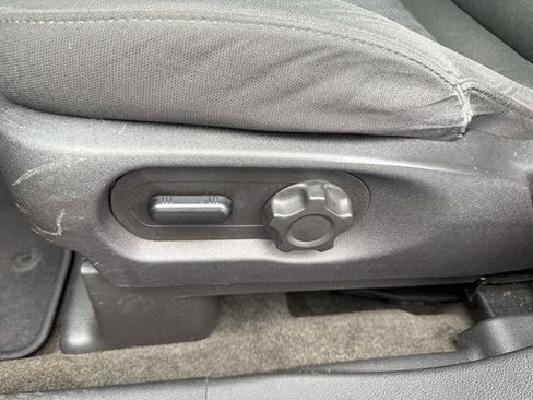 Used 2013 Ford Explorer XLT image 10