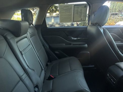 Used 2024 Lincoln Corsair Grand Touring image 22