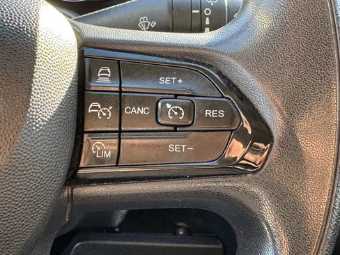 Used 2024 RAM ProMaster 2500 w/ Safety Group image 18