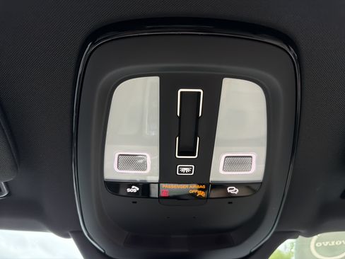 Certified 2026 Volvo XC90 B6 Plus AWD/4WD image 29