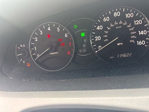 Used 2005 Toyota Avalon XLS image 13