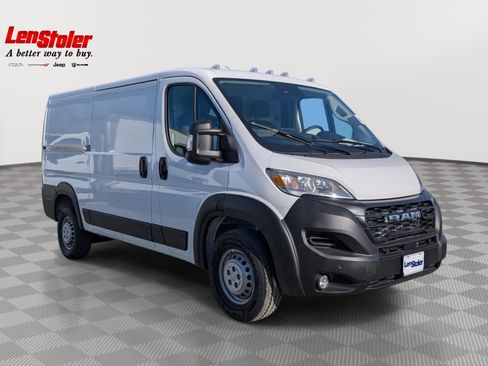 New 2025 RAM ProMaster 1500 w/ Premium Convenience Group FWD image 5